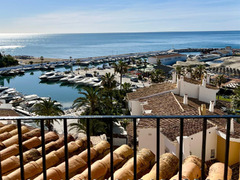 Apartment For Sale in Puerto de Cabopino, Costa del Sol