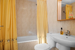 Apartment For Sale in Calahonda, Costa del Sol