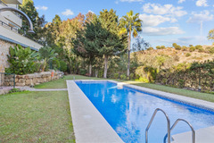 Apartment For Sale in Calahonda, Costa del Sol