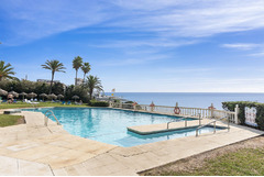 Apartment For Sale in Calahonda, Costa del Sol