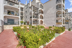 Apartment For Sale in Calahonda, Costa del Sol
