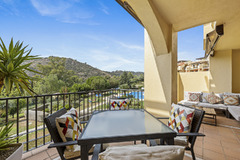 Apartment For Sale in Benahavís, Costa del Sol