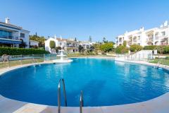Apartment For Sale in El Paraiso, Costa del Sol