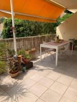 Seaside apartment for rent