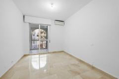 Beachside apartment for sale in Fuengirola