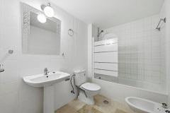 Beachside apartment for sale in Fuengirola