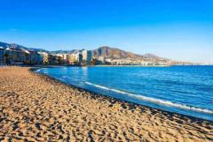 Beachside apartment for sale in Fuengirola