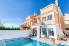 House For Sale in New Golden Mile, Costa del Sol