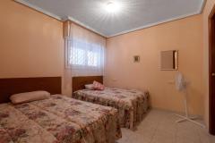 Bedroom Apartment with Pool Views in Torrevieja