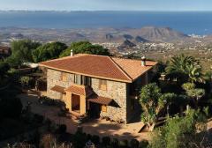 Country House in Arona