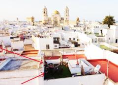 Charming flat with private terrace in the heart of Cadiz!