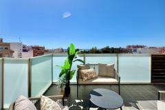 Penthouse with large terrace , sea view, and only 350 m to the beach for sale in Torrevieja