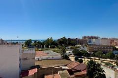 Penthouse with large terrace , sea view, and only 350 m to the beach for sale in Torrevieja