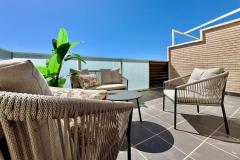 Penthouse with large terrace , sea view, and only 350 m to the beach for sale in Torrevieja