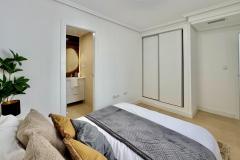 Penthouse with large terrace , sea view, and only 350 m to the beach for sale in Torrevieja