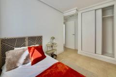 Penthouse with large terrace , sea view, and only 350 m to the beach for sale in Torrevieja