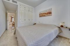 Apartment For Sale in Riviera del Sol, Costa del Sol