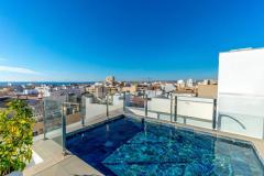 Newly built apartment for sale  in the city centre with only 250 m to Playa del Cura, Torrevieja