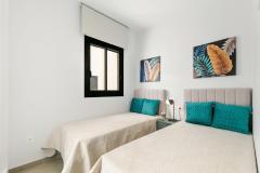 Newly built apartment for sale  in the city centre with only 250 m to Playa del Cura, Torrevieja