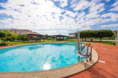 For sale newly renovated top floor with large roof terrace in Torrevieja