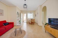 For sale cozy ground floor with terrace/garden, only 20 min walk to Playa de La Mata