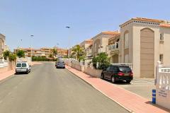 For sale cozy ground floor with terrace/garden, only 20 min walk to Playa de La Mata
