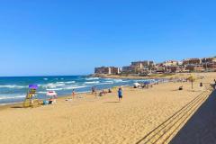 For sale cozy ground floor with terrace/garden, only 20 min walk to Playa de La Mata