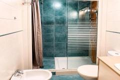 Renovated and bright apartment with only 450 m to Playa del Cura for sale in Torrevieja