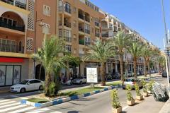 Renovated and bright apartment with only 450 m to Playa del Cura for sale in Torrevieja