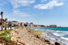 Renovated, spacious and bright apartment  only 650 m to Playa del Cura for sale  in Torrevieja