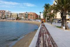 Renovated, spacious and bright apartment  only 650 m to Playa del Cura for sale  in Torrevieja