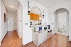 Bright and central penthouse only 700 m to the beach for sale in Torrevieja