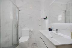 Bright and central penthouse only 700 m to the beach for sale in Torrevieja