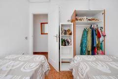 Bright and central penthouse only 700 m to the beach for sale in Torrevieja