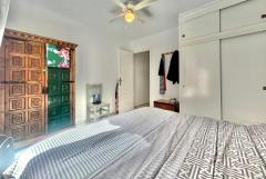 Bright and spacious penthouse on two floors just 300 m from Playa de los Locos