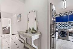 3 Bedroom Apartment For Sale In Lo Pagan