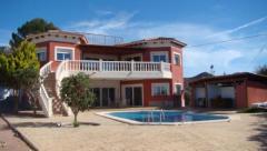 Villa in Avenida Cabeçó d'Or, Busot, Alicante