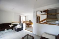 Semi detached house in Alfinach with all the good times you are going to live.
