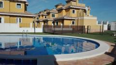 SEMIDETACHED UNFURNISHED TO LET. QUESADA.