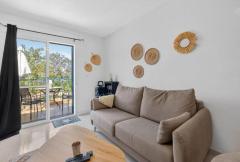 Renovated sunny top-floor apartment For Sale In Torrevieja