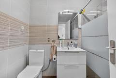 Renovated sunny top-floor apartment For Sale In Torrevieja