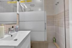 Renovated sunny top-floor apartment For Sale In Torrevieja