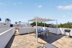 Renovated sunny top-floor apartment For Sale In Torrevieja