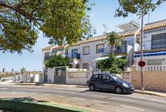Renovated sunny top-floor apartment For Sale In Torrevieja