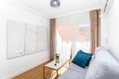 For sale Rrenovated and bright apartment only 500 m to the beach promenade in Torrevieja