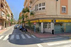For sale Rrenovated and bright apartment only 500 m to the beach promenade in Torrevieja