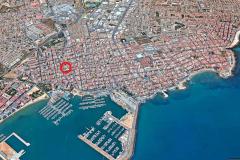 For sale Rrenovated and bright apartment only 500 m to the beach promenade in Torrevieja