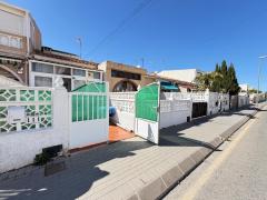 Cozy townhouse for sale in the New Torrevieja area