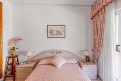 For sale well-maintained townhouse in ParqueMar III only 500 m to Playa de la Mata