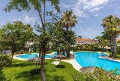 For sale well-maintained townhouse in ParqueMar III only 500 m to Playa de la Mata